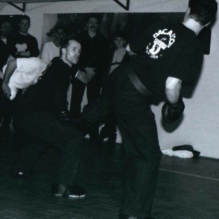 Marv Manuel fight Marvin Sadrinna und Manuel Schwarz beim Pointfighting im Jahr 2000