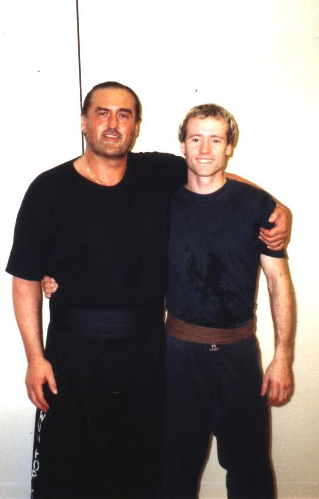 Marvin Sadrinna mit seinem Sifu Hubert Wolf 1997